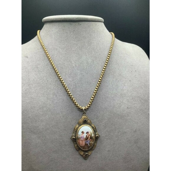 Antique Victorian Painted Porcelain Cameo Style Romantic Scene Necklace Brass - Picture 2 of 9
